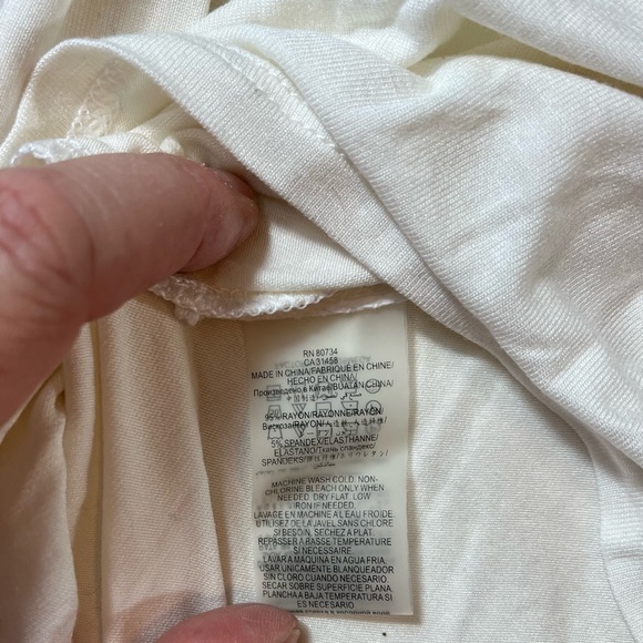 BCBG rayon XS high low top, white - Picture 5 of 7